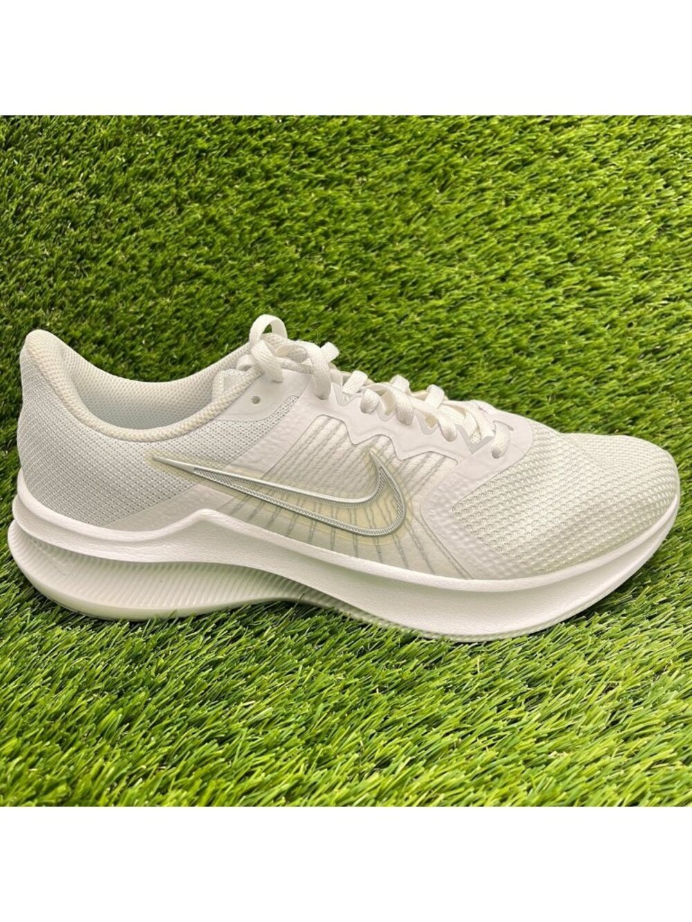 Nike Downshifter 11 Women Size 10.5 White Silver Athletic Running Shoes Sneakers